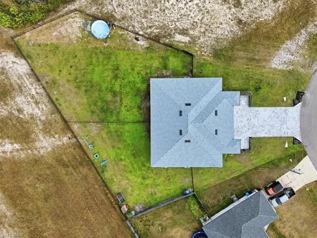 Aerial view of property and surrounding area