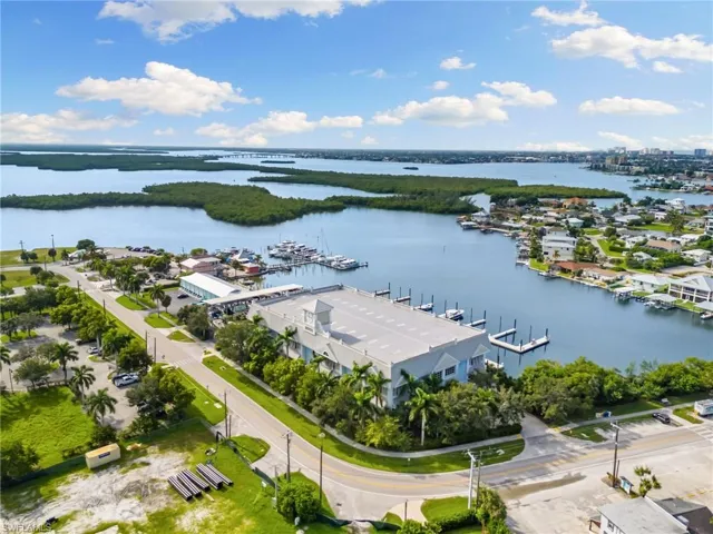 Isles of Capri Naples FL