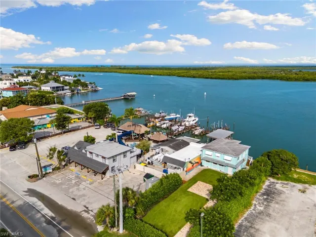 Isles of Capri Naples FL