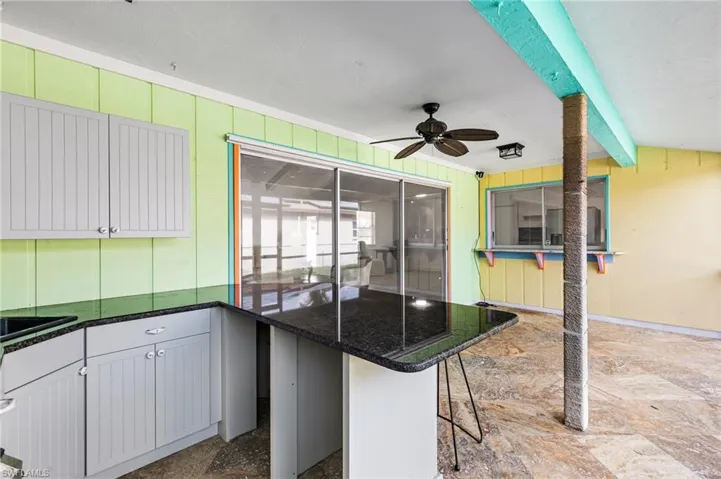 Screened Lanai outdoor kitchen bar