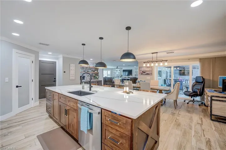 1820 36th Ter, Cape Coral, Florida 33904