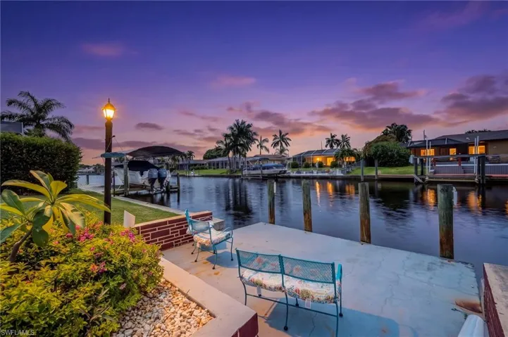 1820 36th Ter, Cape Coral, Florida 33904