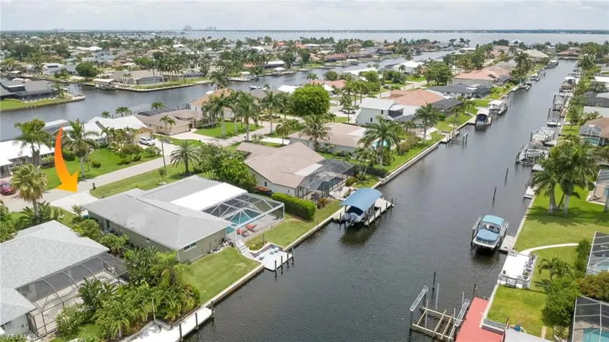 1820 36th Ter, Cape Coral, Florida 33904