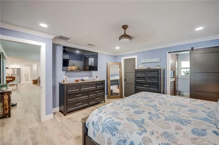 1820 36th Ter, Cape Coral, Florida 33904