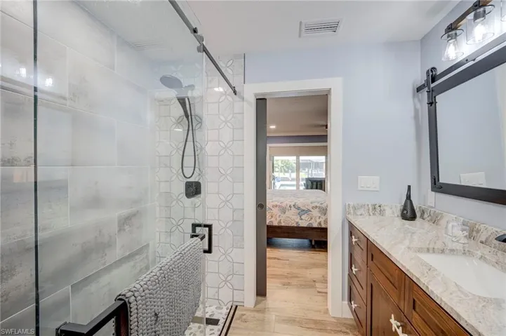 1820 36th Ter, Cape Coral, Florida 33904