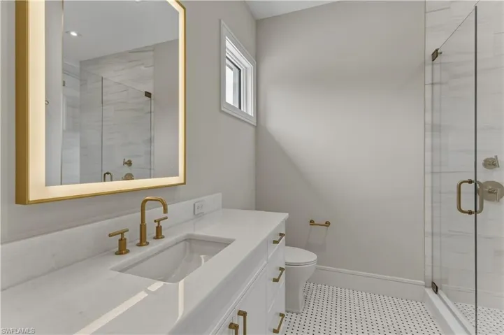 1079 Diana Ave, Naples, Florida 34103