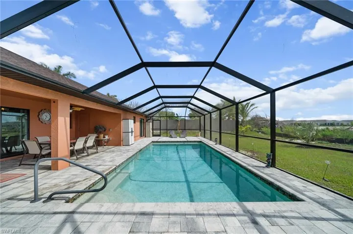 325 NW 12th  PL, Cape Coral, FL 33993