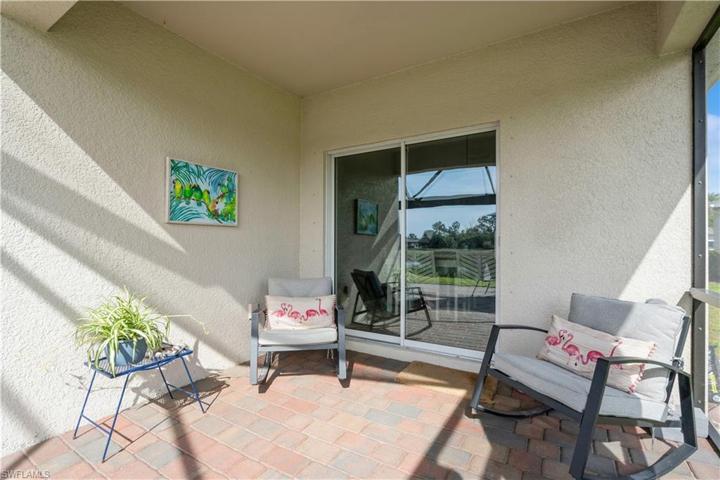 Sliders to lanai perfect for entertaining