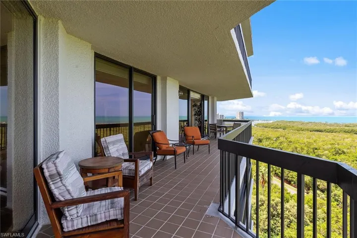 6001  Pelican Bay  BLVD, Naples, FL 34108
