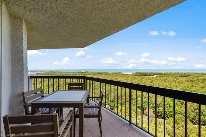 6001  Pelican Bay  BLVD, Naples, FL 34108