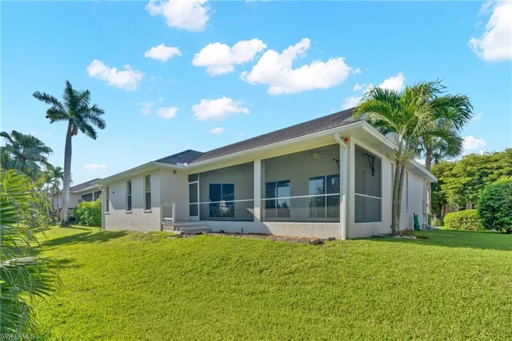 7894 Sandel Wood Cir W, Fort Myers, Florida 33908