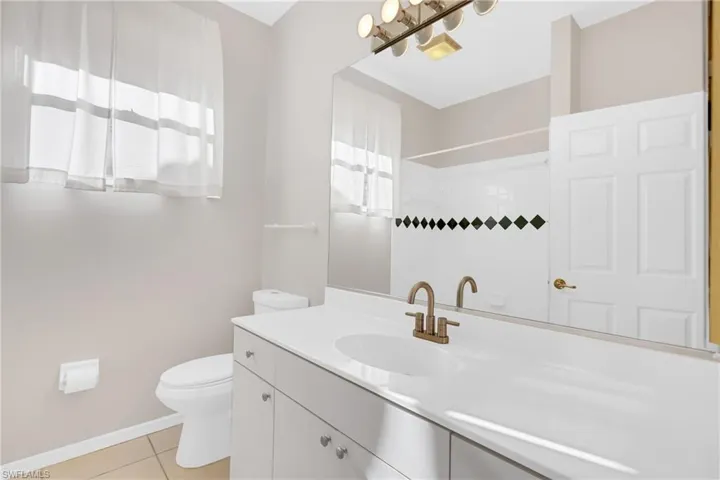 7894 Sandel Wood Cir W, Fort Myers, Florida 33908