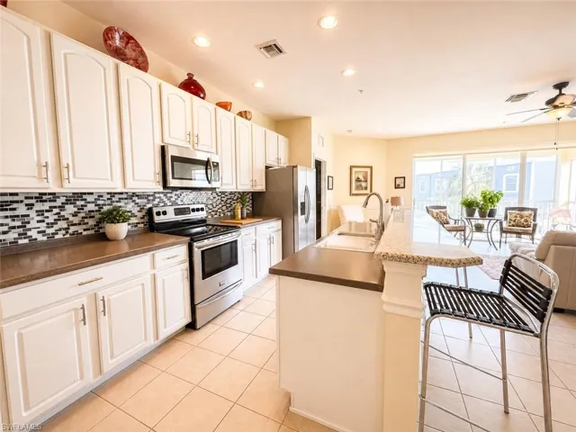 14712 Calusa Palms Dr 204, Fort Myers, Florida 33919