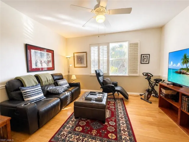 The office can be used as a 3rd bedroom