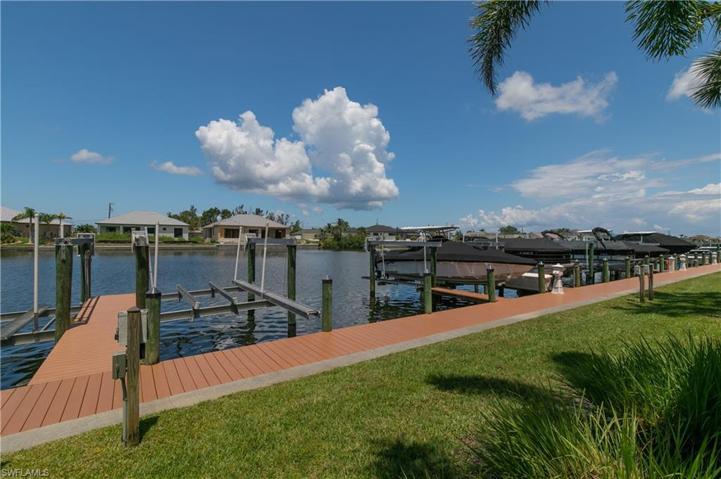 Boardwalk and Finger Docks Are Composite