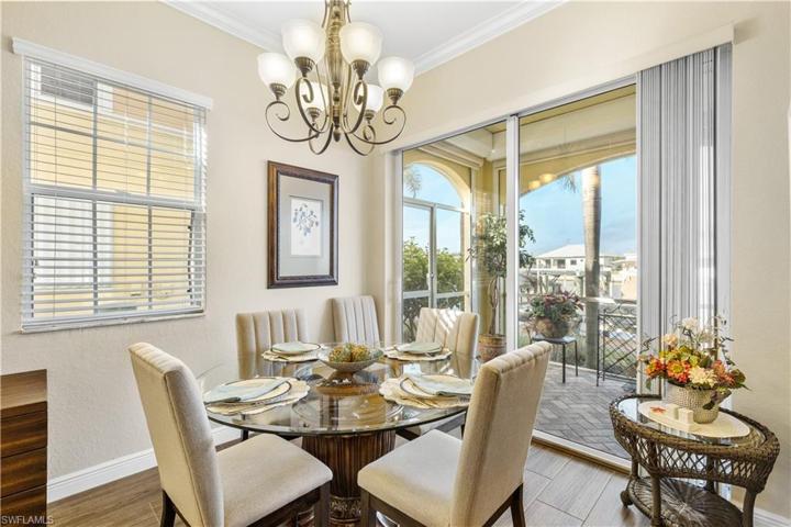 Eat-In Dining Area