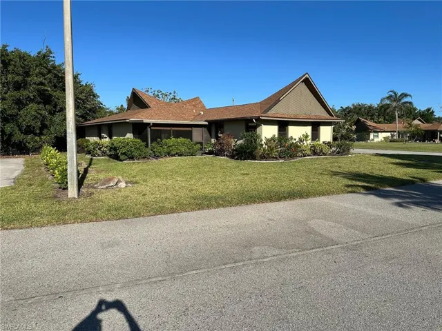 4266  Island  CIR, Fort Myers, FL 33919