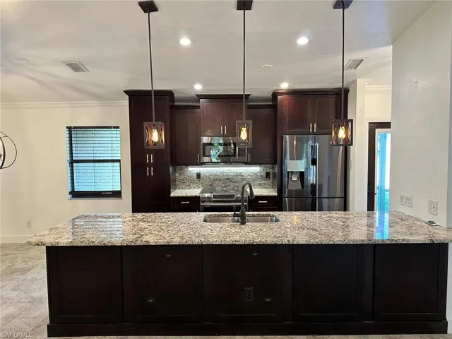 4266  Island  CIR, Fort Myers, FL 33919