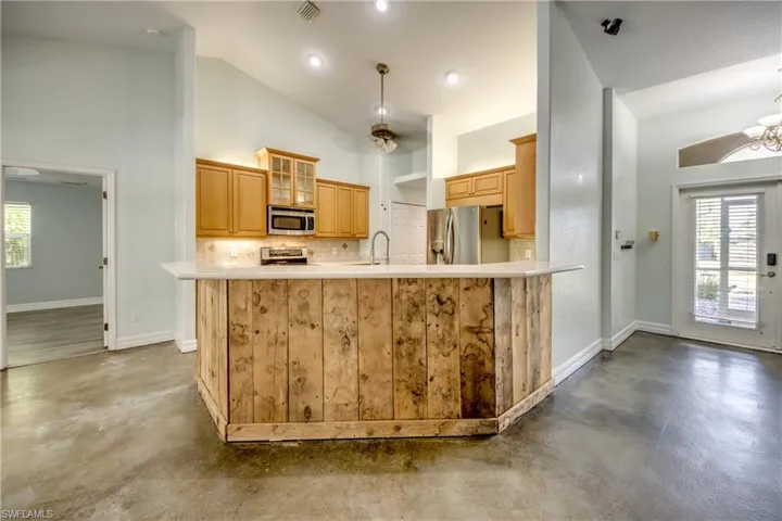 2511 Nw 29th Ter, Cape Coral, Florida 33993