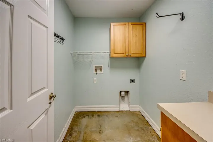 2511 Nw 29th Ter, Cape Coral, Florida 33993