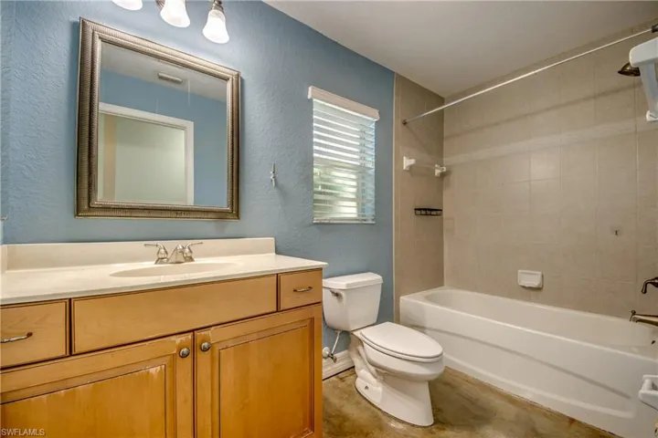 2511 Nw 29th Ter, Cape Coral, Florida 33993