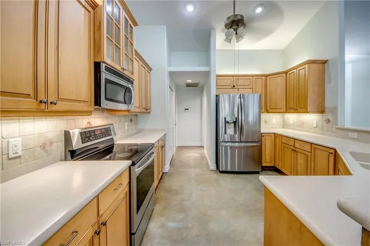 2511 Nw 29th Ter, Cape Coral, Florida 33993