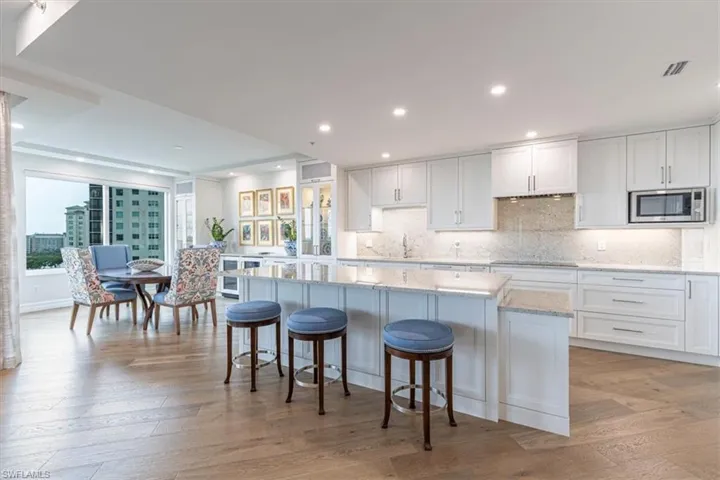 Custom Chef's Kitchen