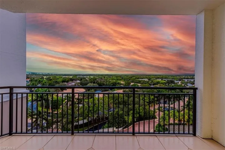 Shared Guest Bedroom Balcony