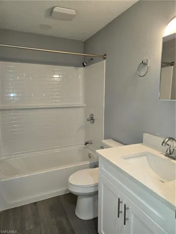 11451 Char Ann Dr, Fort Myers, Florida 33908