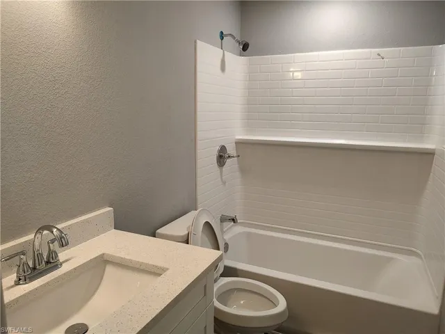 11451 Char Ann Dr, Fort Myers, Florida 33908
