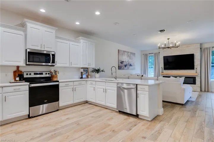 12658 Gemstone Ct, Fort Myers, Florida 33913