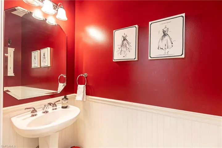Bathroom with sink