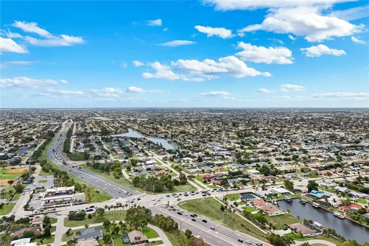 2419 Country Club Blvd, Cape Coral, Florida 33990