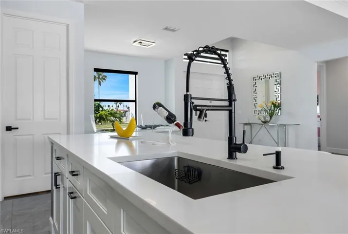 2419 Country Club Blvd, Cape Coral, Florida 33990