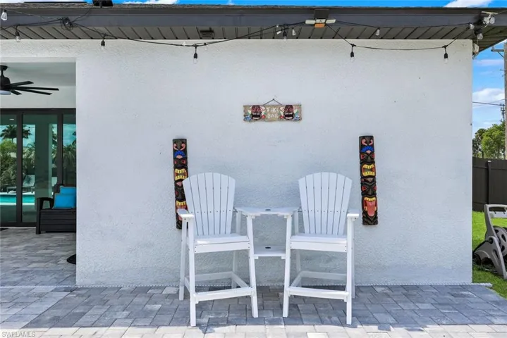 2419 Country Club Blvd, Cape Coral, Florida 33990