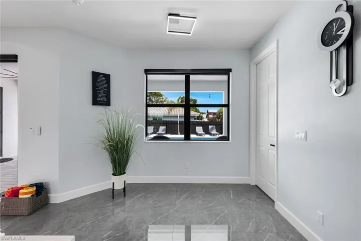 2419 Country Club Blvd, Cape Coral, Florida 33990