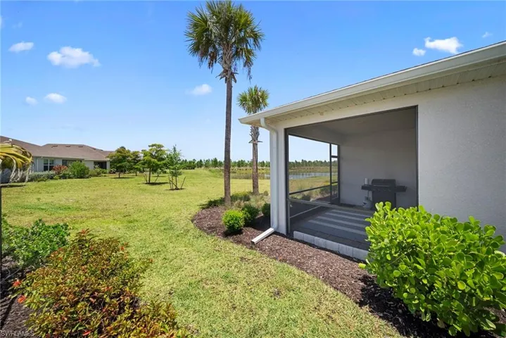 43823  Blue Heron  LN, Punta Gorda, FL 33982