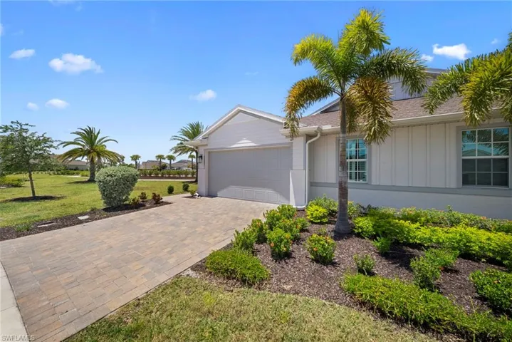 43823  Blue Heron  LN, Punta Gorda, FL 33982