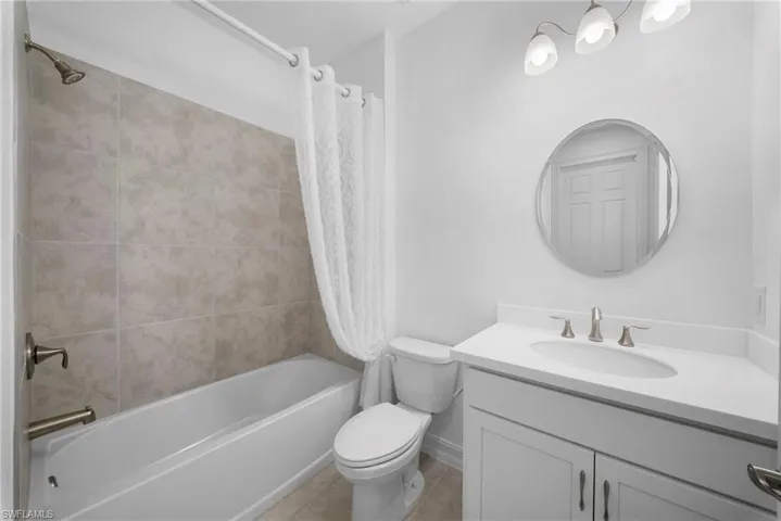 43823  Blue Heron  LN, Punta Gorda, FL 33982