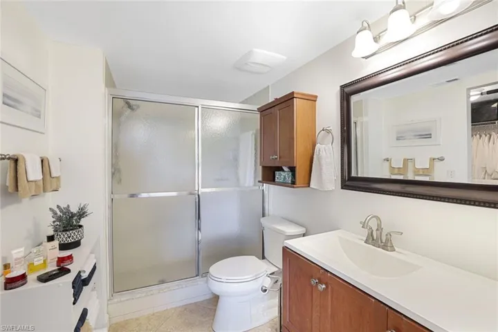 Owner's bath