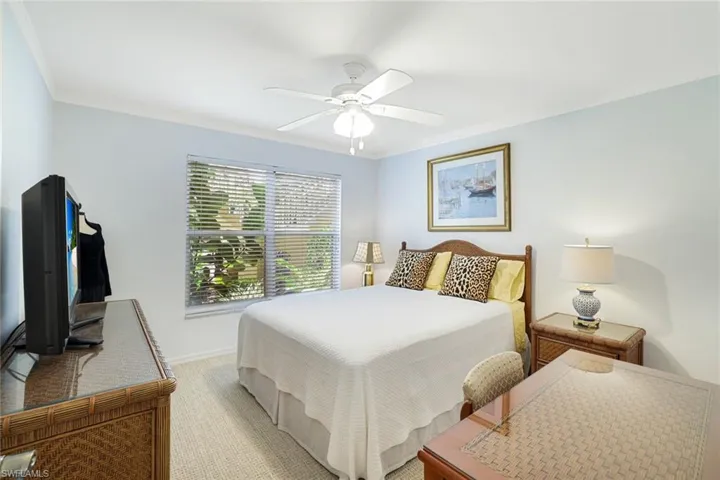 Guest bedroom