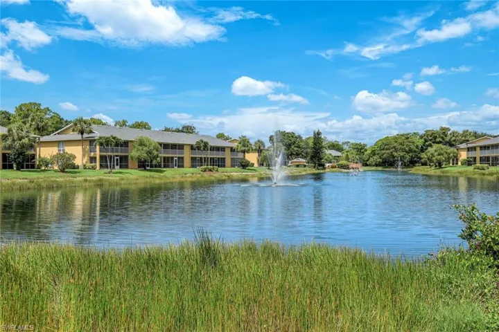 1250 Yesica Ann Cir E106, Naples, Florida 34110