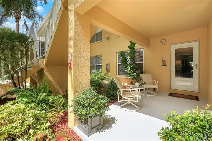 Cozy & inviting front porch