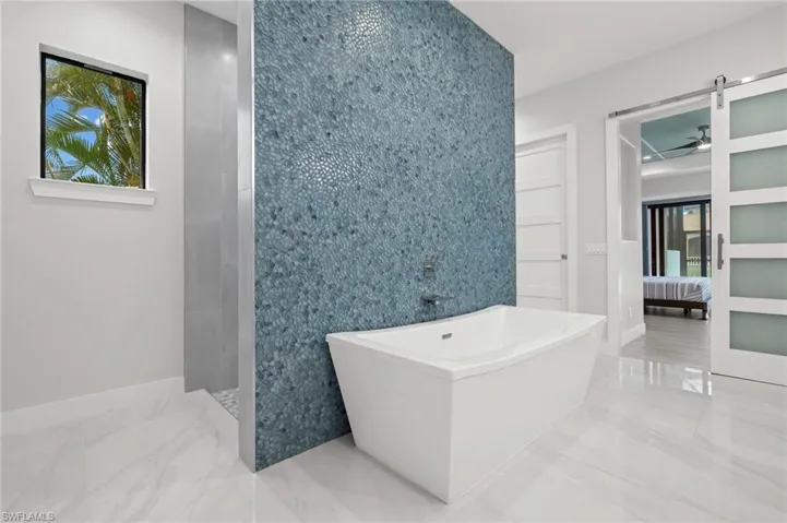 #1 Owner's Suite Bathroom