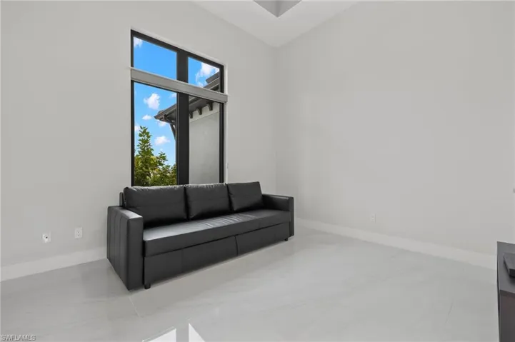 Office/ Den