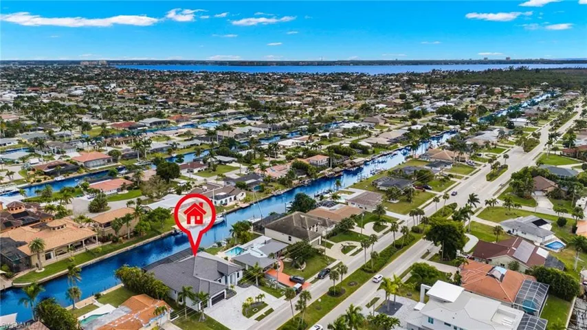 5015 Pelican BLVD, CAPE CORAL FL 33914