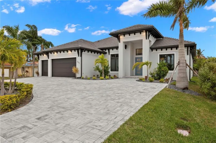 5015 Pelican BLVD, CAPE CORAL FL 33914