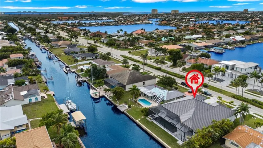 5015 Pelican BLVD, CAPE CORAL FL 33914
