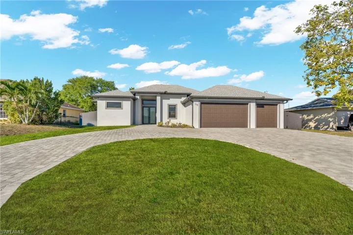 118 NW 2nd  AVE, Cape Coral, FL 33993