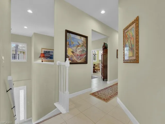 2nd floor landing